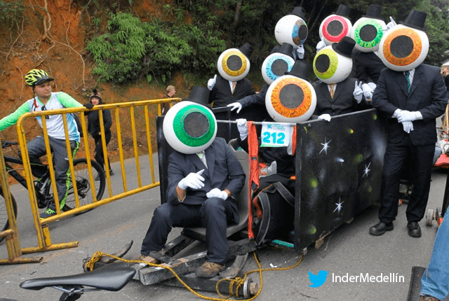 Adrenalina y mucha creatividad: festival de carros de rodillos en Medellín celebra sus 30 años - Noticias Caracol
